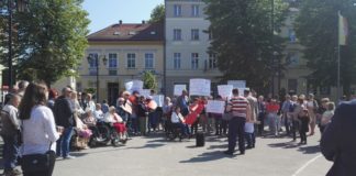 protest niepełnosprawnych w Gryficach