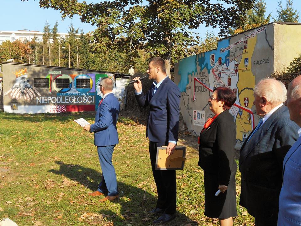 We wtorek, 16 października, miało miejsce oficjalne odsłonięcie dwóch murali przy ulicy 11 Listopada 1 w Gryficach. 