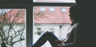 depresja dziewczyna samotność