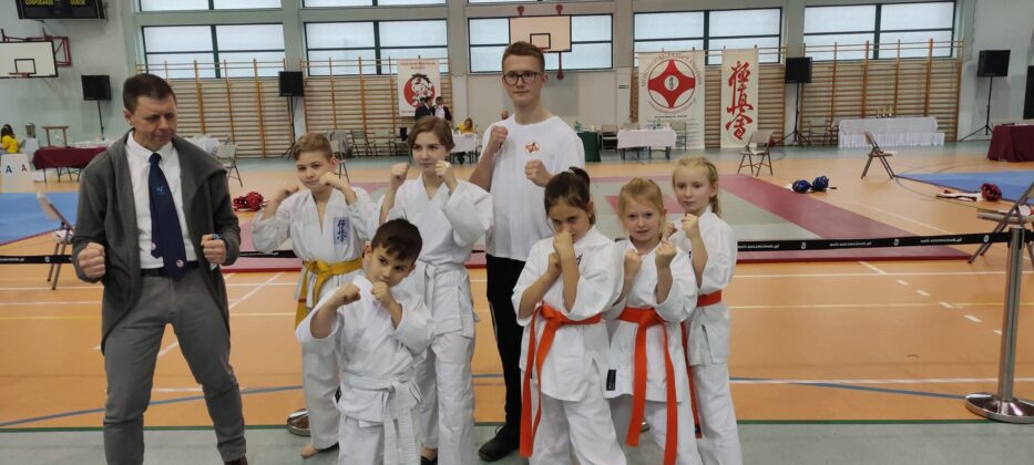 KARATE PŁOTY