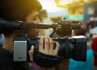 reporter kamera dziennikarz